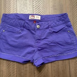 Lei low rise shorts
